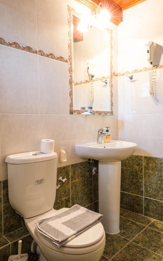 Irides Apartments Megalochori  Ngoại thất bức ảnh