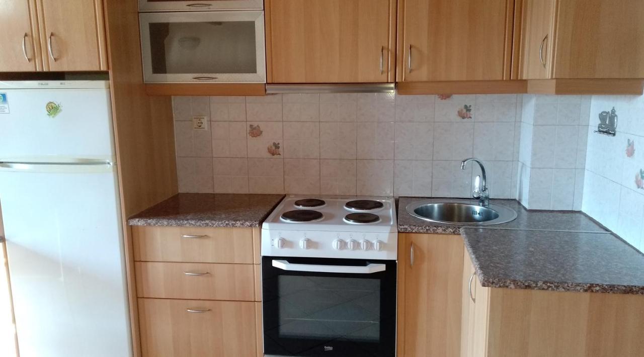 Irides Apartments Megalochori  Ngoại thất bức ảnh