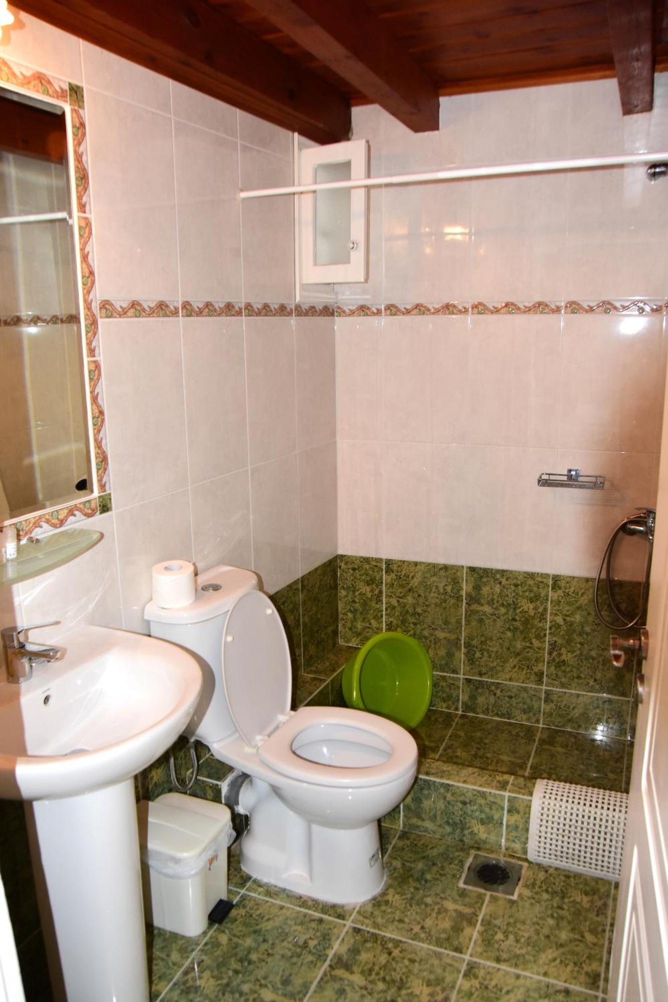 Irides Apartments Megalochori  Ngoại thất bức ảnh